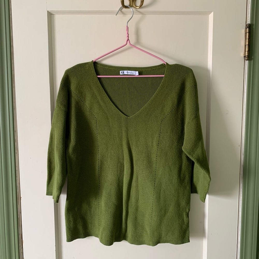 Reitmans Olive Green V-Neck Knit Sweater